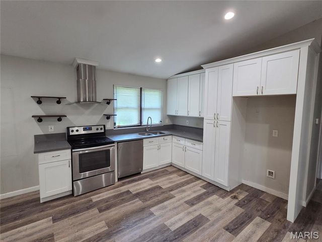 3019 Oriental Drive, Florissant, MO 63031