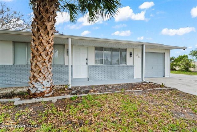 866 Vance Circle NE, Palm Bay, FL 32905