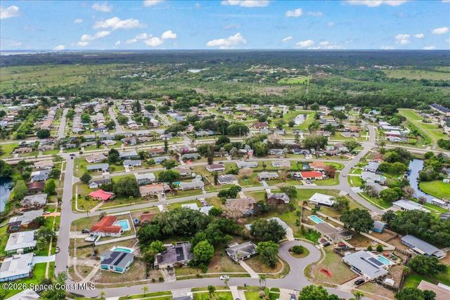 866 Vance Circle NE, Palm Bay, FL 32905