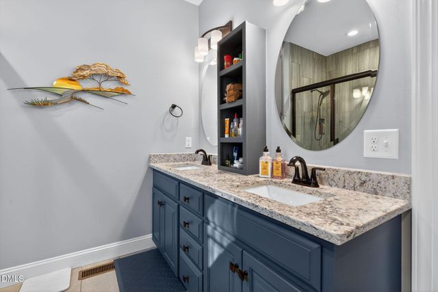 8908 Weaver Crossing Road, Apex, NC 27502