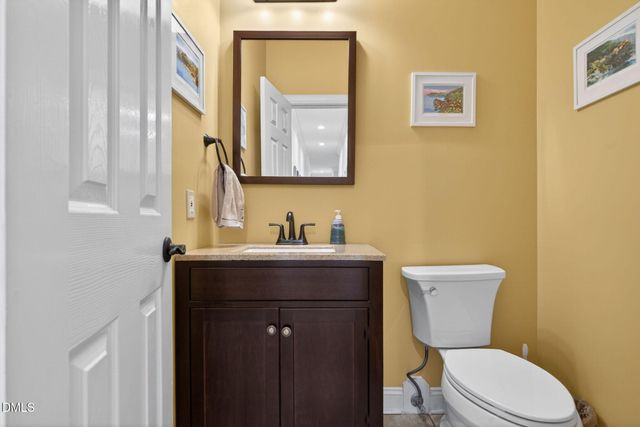 8908 Weaver Crossing Road, Apex, NC 27502