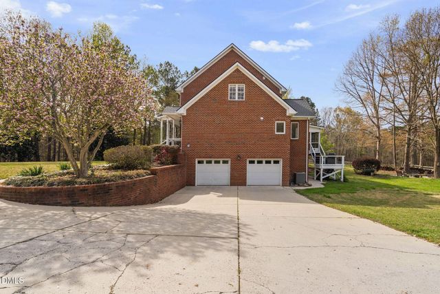 8908 Weaver Crossing Road, Apex, NC 27502