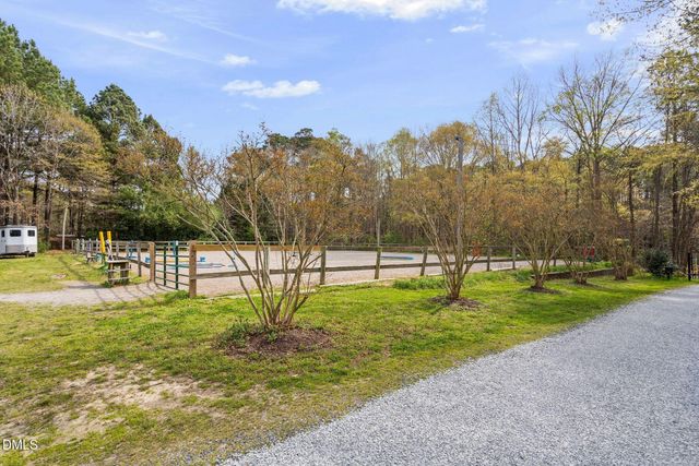 8908 Weaver Crossing Road, Apex, NC 27502