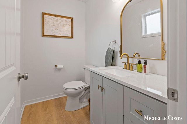 6498 Bradenwood Drive, Hudsonville, MI 49426