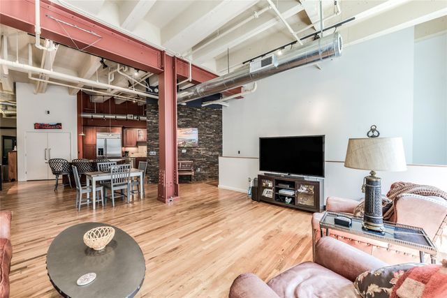 705 Main Street 215, Houston, TX 77002