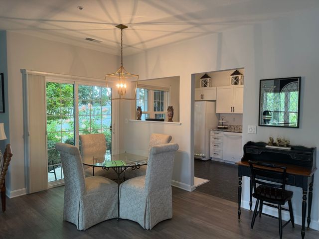 4 Village Dr 4, Quincy, MA 02169