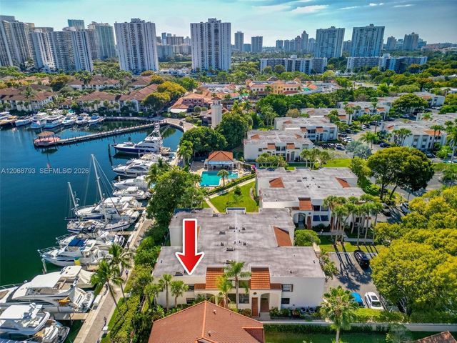 3549 Magellan Circle 418, Aventura, FL 33180