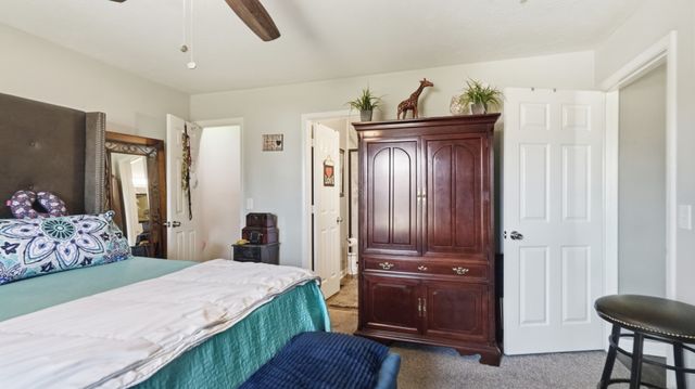 609 Stone Meadow Ct, La Vergne, TN 37086