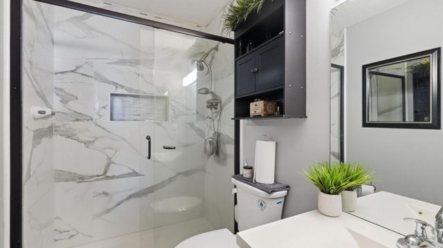 609 Stone Meadow Ct, La Vergne, TN 37086