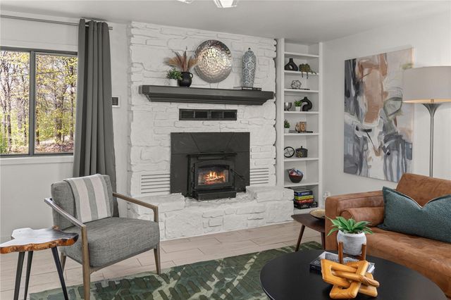 2 Southport Lane, Bella Vista, AR 72715