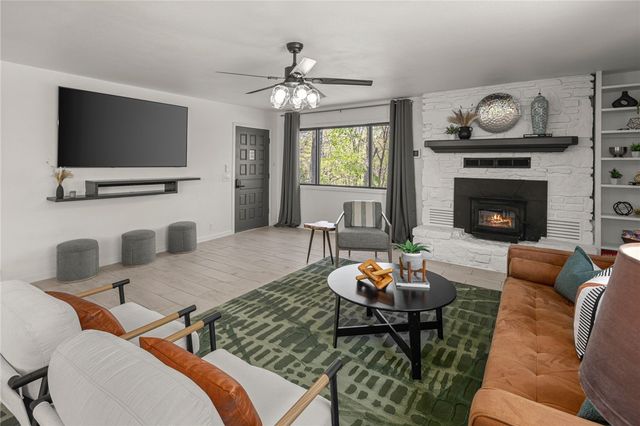 2 Southport Lane, Bella Vista, AR 72715