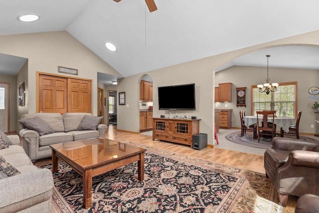 W7245 SUNFIELD DRIVE, Greenville, WI 54942