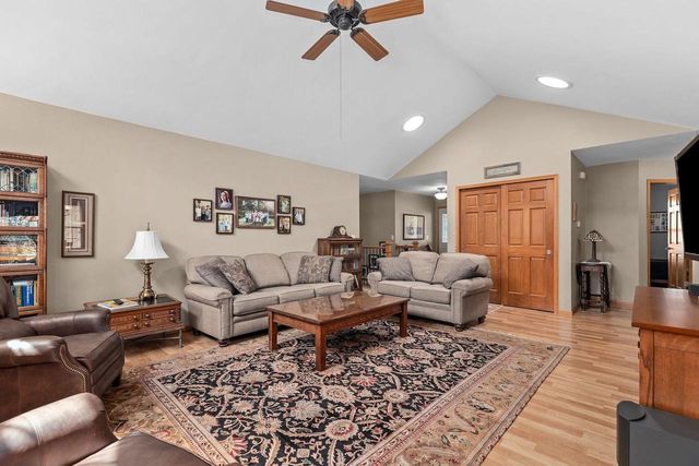 W7245 SUNFIELD DRIVE, Greenville, WI 54942