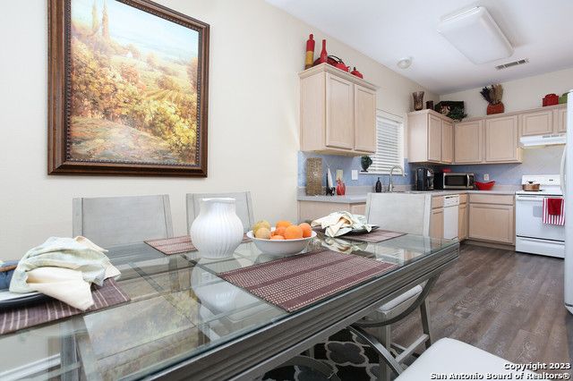 6010 WOOD BYU, San Antonio, TX 78249