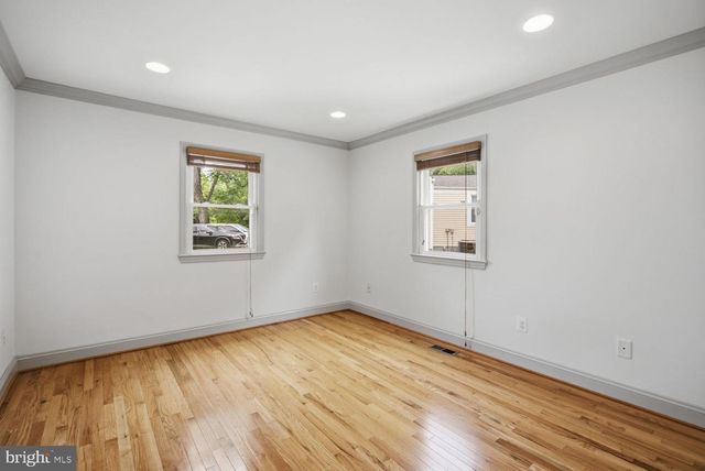 3001 LANCER PL, Hyattsville, MD 20782