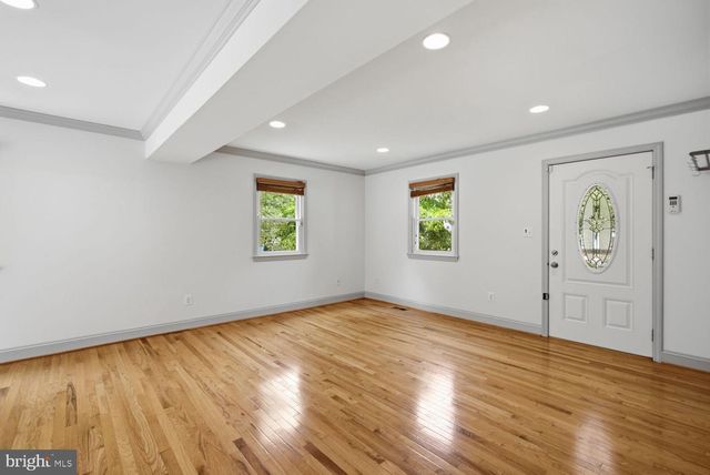 3001 LANCER PL, Hyattsville, MD 20782