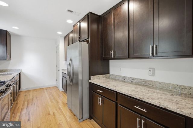 3001 LANCER PL, Hyattsville, MD 20782