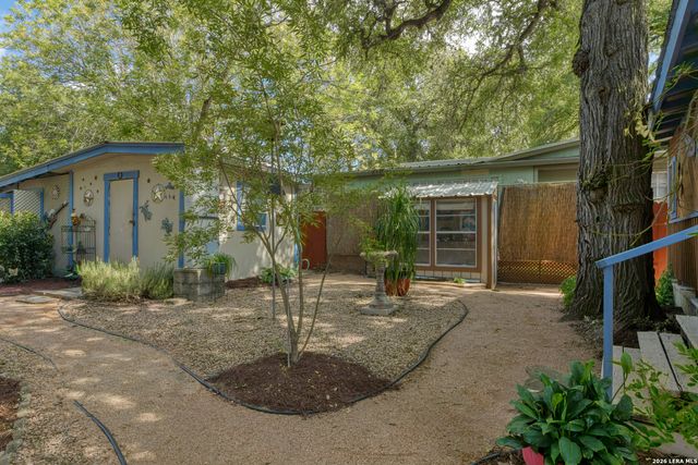 331 RIVER Bend Dr, New Braunfels, TX 78130