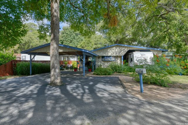 331 RIVER Bend Dr, New Braunfels, TX 78130