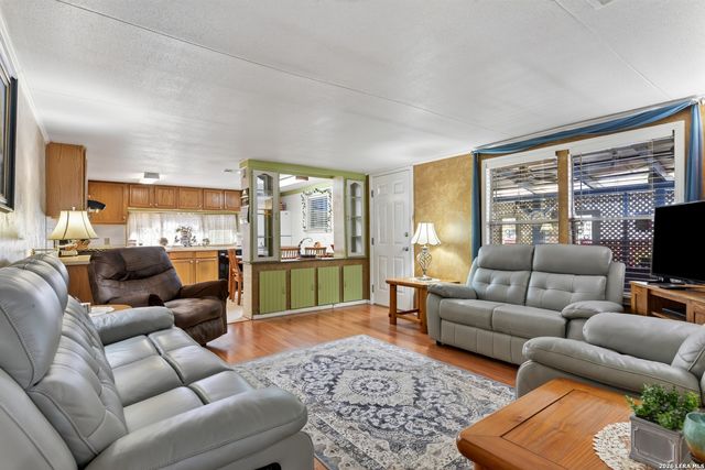 331 RIVER Bend Dr, New Braunfels, TX 78130