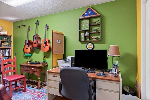 331 RIVER Bend Dr, New Braunfels, TX 78130