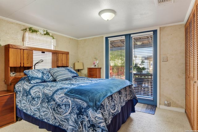 331 RIVER Bend Dr, New Braunfels, TX 78130