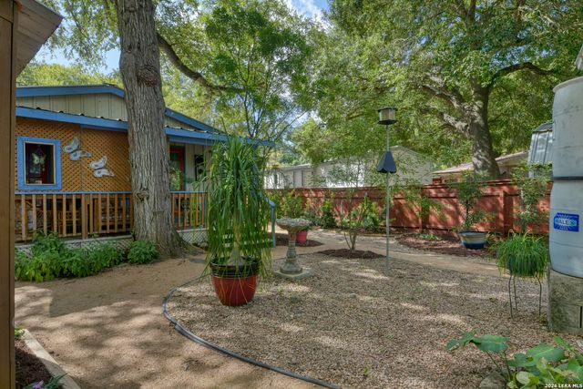331 RIVER Bend Dr, New Braunfels, TX 78130