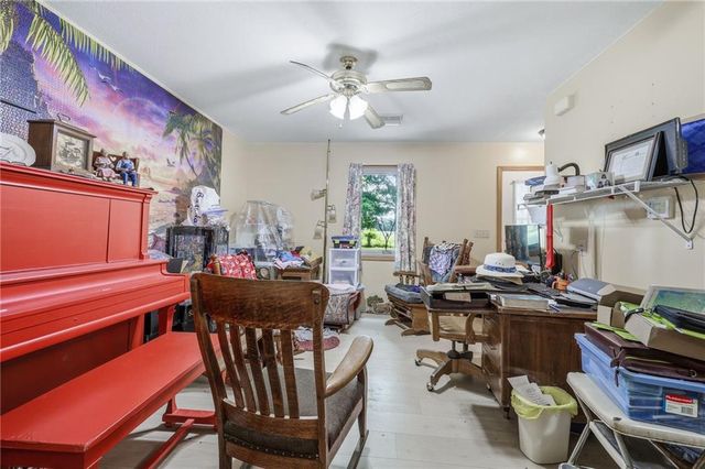 16614 S Hadsell Road, Pleasant Hill, MO 64080