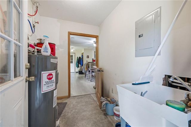 16614 S Hadsell Road, Pleasant Hill, MO 64080