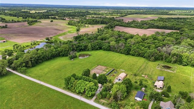 16614 S Hadsell Road, Pleasant Hill, MO 64080