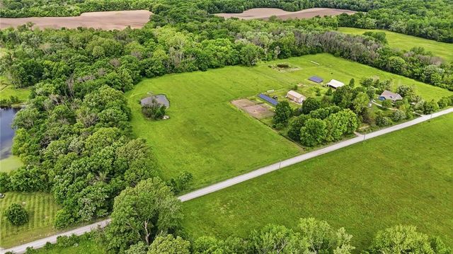 16614 S Hadsell Road, Pleasant Hill, MO 64080