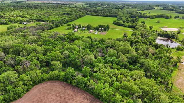 16614 S Hadsell Road, Pleasant Hill, MO 64080