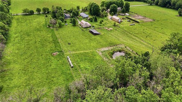 16614 S Hadsell Road, Pleasant Hill, MO 64080