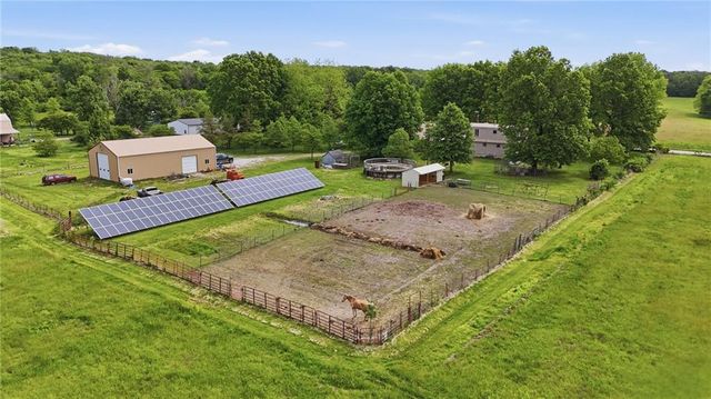 16614 S Hadsell Road, Pleasant Hill, MO 64080