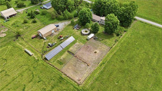 16614 S Hadsell Road, Pleasant Hill, MO 64080