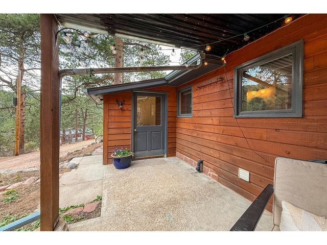 34 Cedar Dr, Lyons, CO 80540
