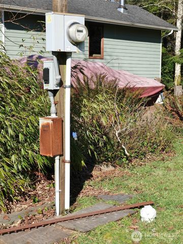 292 Duck Lake Drive SE, Ocean Shores, WA 98569