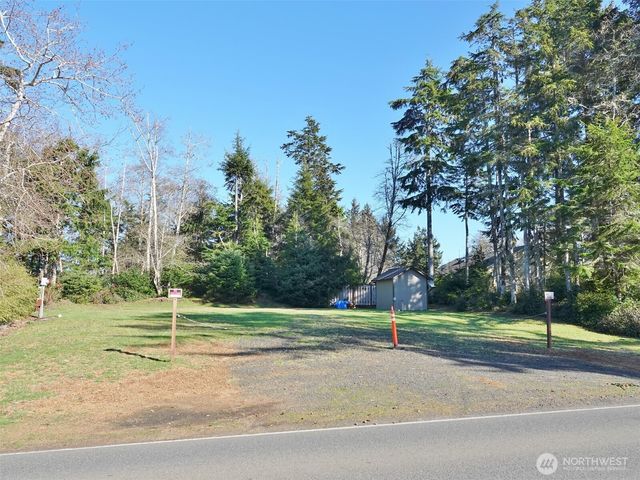 292 Duck Lake Drive SE, Ocean Shores, WA 98569