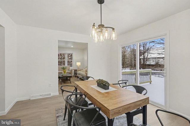 1006 SHEFFIELD AVE, Mechanicsburg, PA 17055