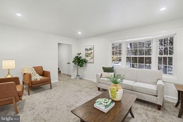 1006 SHEFFIELD AVE, Mechanicsburg, PA 17055