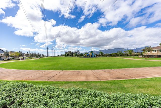 94-1133 Halekukui Street 13, Waipahu, HI 96797