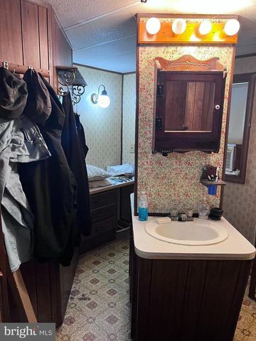 6325 BROKENBURG RD, Spotsylvania, VA 22551