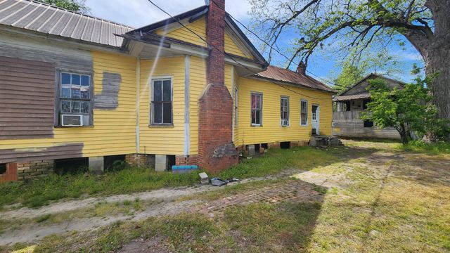 2099 Legrand Smoak Street, Cordova, SC 29039