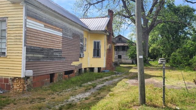 2099 Legrand Smoak Street, Cordova, SC 29039