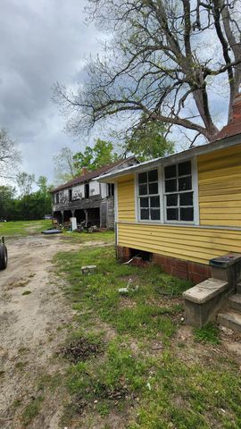 2099 Legrand Smoak Street, Cordova, SC 29039