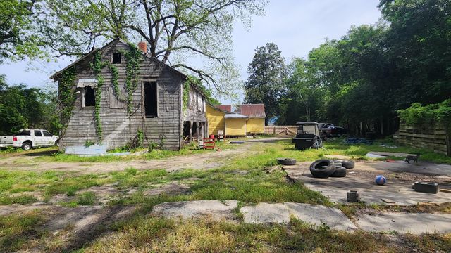 2099 Legrand Smoak Street, Cordova, SC 29039