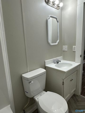 205 Lincoln Avenue NE, Fort Payne, AL 35967