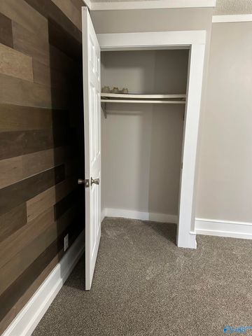 205 Lincoln Avenue NE, Fort Payne, AL 35967