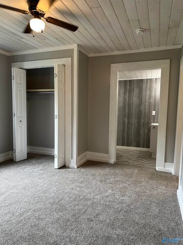 205 Lincoln Avenue NE, Fort Payne, AL 35967