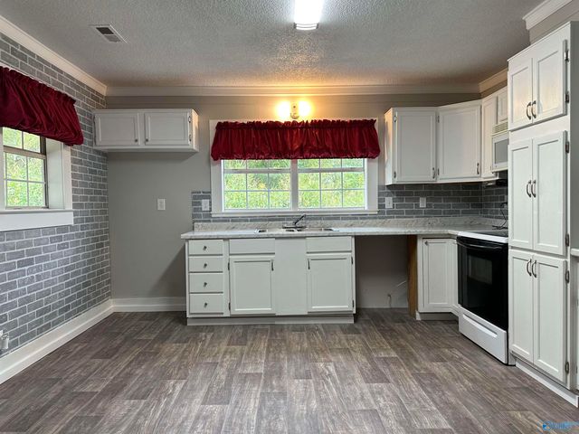 205 Lincoln Avenue NE, Fort Payne, AL 35967